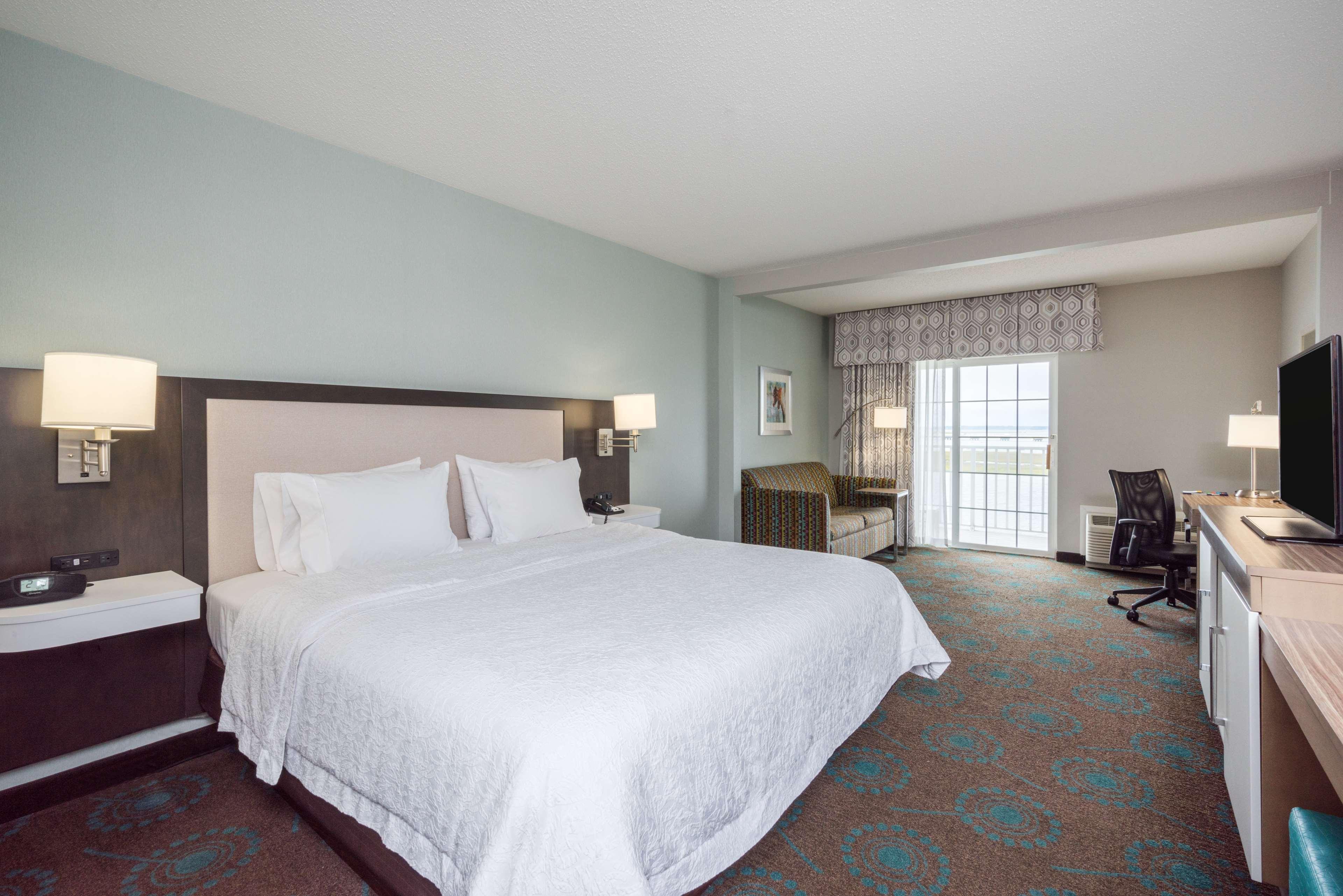Hampton Inn & Suites Chincoteague-Waterfront, Va Ngoại thất bức ảnh