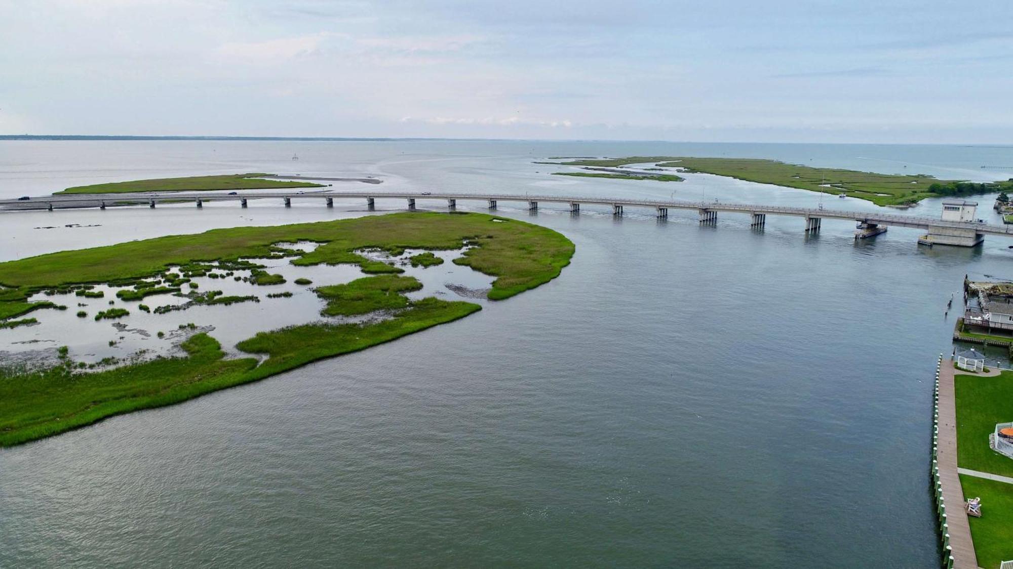Hampton Inn & Suites Chincoteague-Waterfront, Va Ngoại thất bức ảnh
