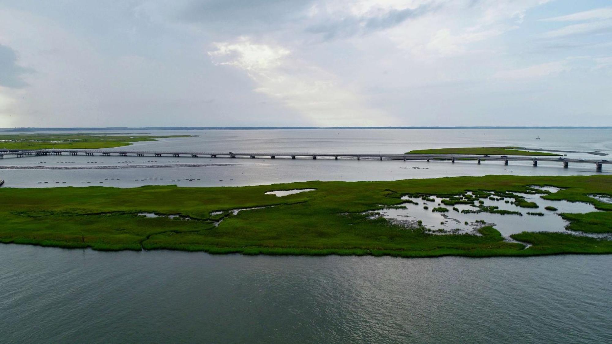 Hampton Inn & Suites Chincoteague-Waterfront, Va Ngoại thất bức ảnh
